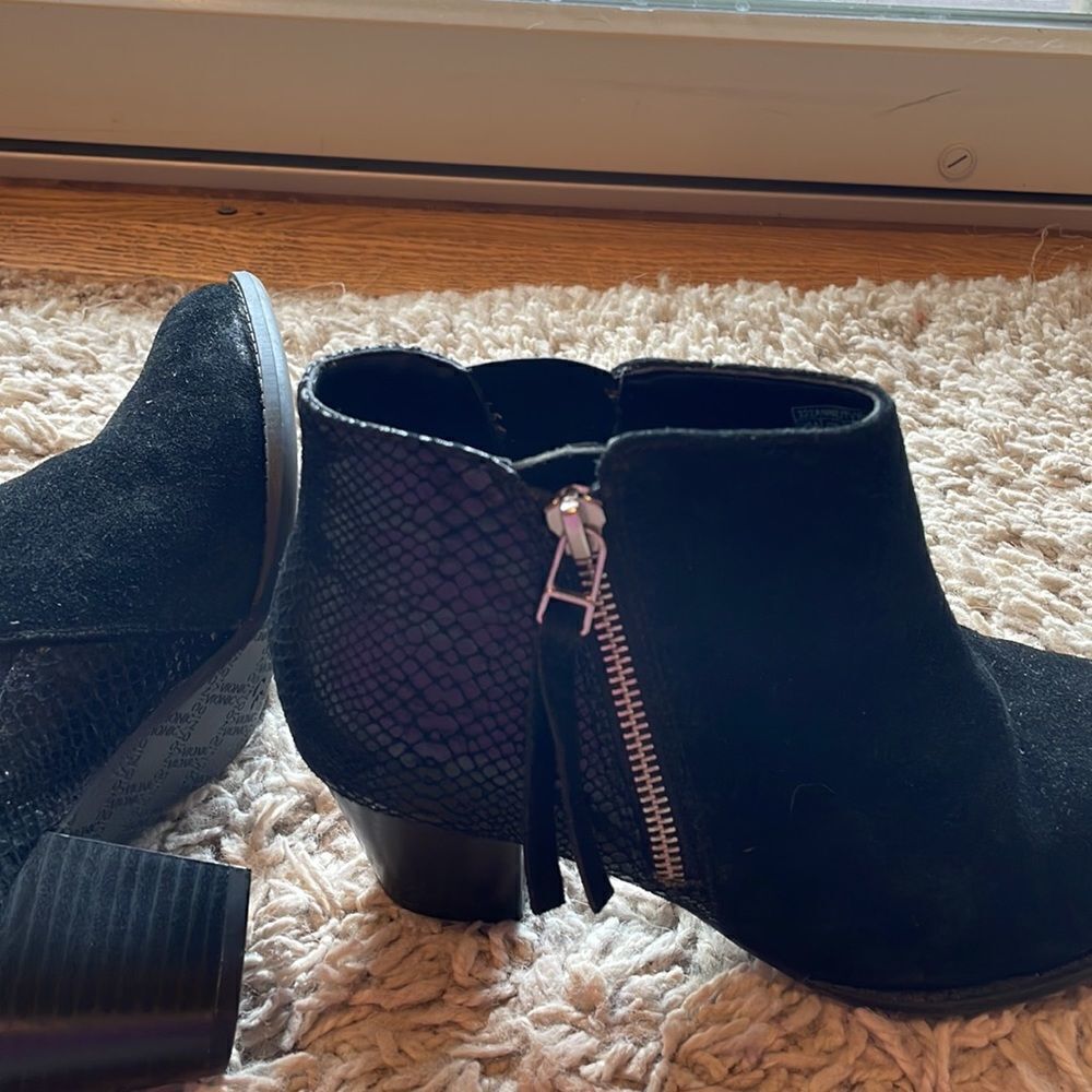 Vionic black ankle booties - Picture 14 of 16